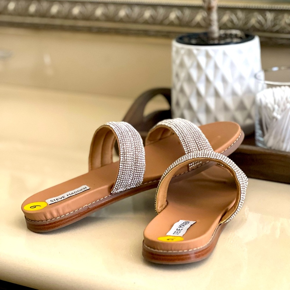 COPY - BRAND NEW STEVE MADDEN BLINGED OUT SANDALS